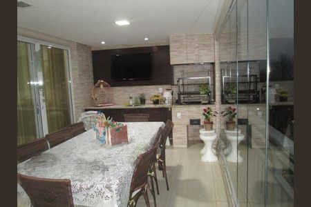 Apartamento à venda com 134m², 3 quartos e 2 vagas