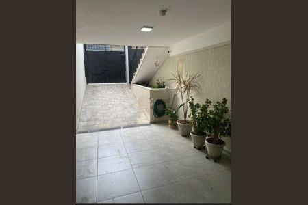 Casa à venda com 161m², 3 quartos e 4 vagas