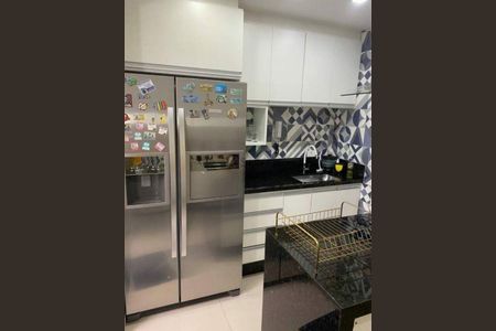 Casa à venda com 161m², 3 quartos e 4 vagas