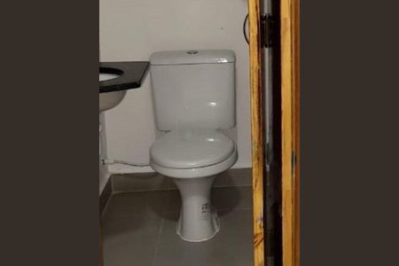 Casa à venda com 70m², 2 quartos e 2 vagas