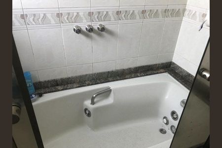 Apartamento à venda com 163m², 4 quartos e 2 vagas