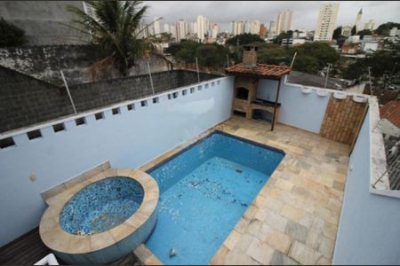 Casa à venda com 189m², 4 quartos e 8 vagas