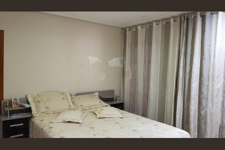 Casa à venda com 370m², 4 quartos e 6 vagas