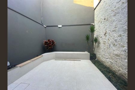 Casa à venda com 130m², 3 quartos e 2 vagas