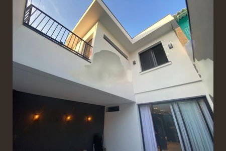 Casa à venda com 130m², 3 quartos e 2 vagas