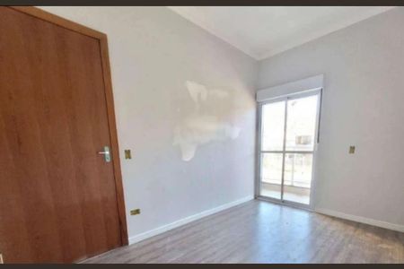 Casa à venda com 105m², 2 quartos e 2 vagas