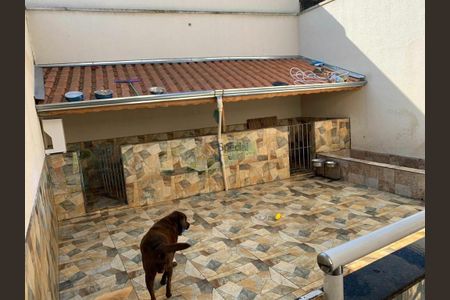 Casa à venda com 230m², 3 quartos e 2 vagas