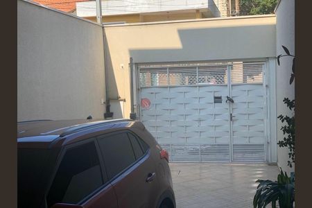 Casa à venda com 230m², 3 quartos e 2 vagas