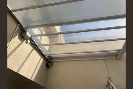 Casa à venda com 230m², 3 quartos e 2 vagas