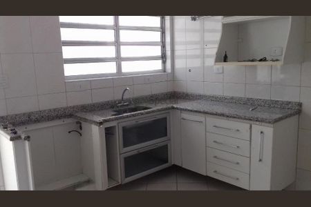 Casa à venda com 79m², 2 quartos e 1 vaga