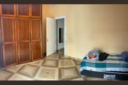 Casa à venda com 200m², 4 quartos e 4 vagas