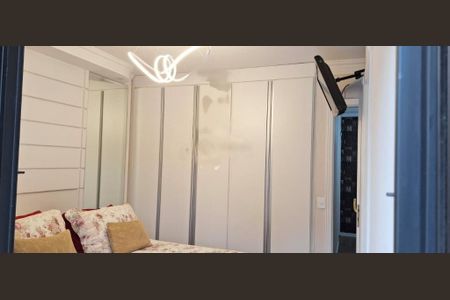 Casa à venda com 105m², 4 quartos e 2 vagas