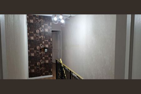 Casa à venda com 105m², 4 quartos e 2 vagas