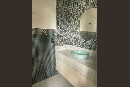 Apartamento à venda com 226m², 4 quartos e 4 vagas