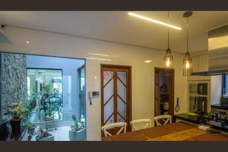 Casa à venda com 400m², 4 quartos e 8 vagas