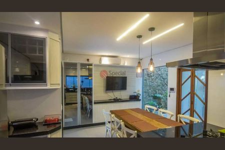 Casa à venda com 400m², 4 quartos e 8 vagas