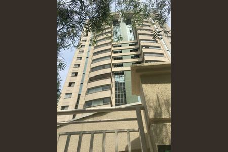 Apartamento à venda com 145m², 4 quartos e 4 vagas