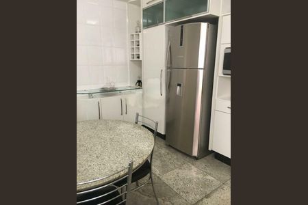 Apartamento à venda com 145m², 4 quartos e 4 vagas