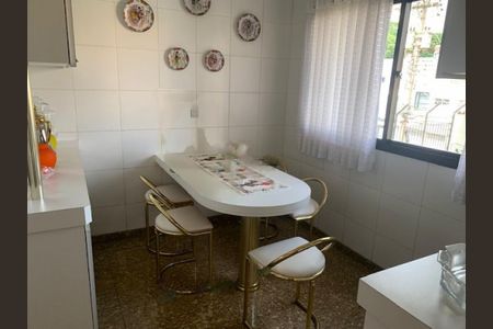 Apartamento à venda com 197m², 3 quartos e 2 vagas