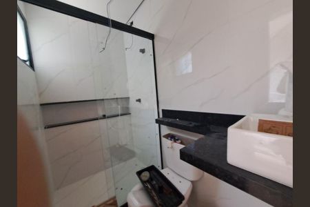 Casa à venda com 129m², 2 quartos e 2 vagas
