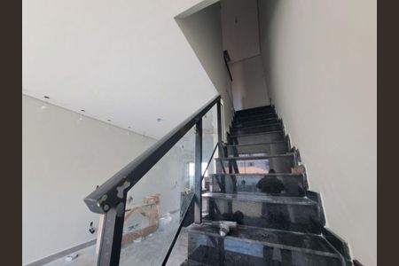 Casa à venda com 129m², 2 quartos e 2 vagas
