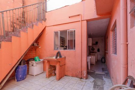 Casa à venda com 200m², 6 quartos e 5 vagas Casa à venda com 200m², 6 quartos e 5 vagasÁrea de Serviço