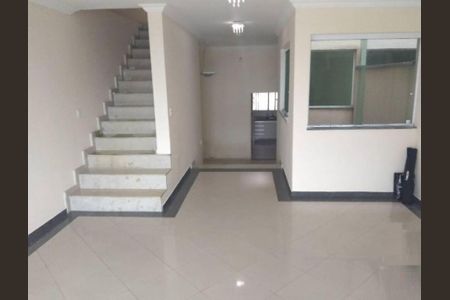 Casa à venda com 200m², 3 quartos e 4 vagas