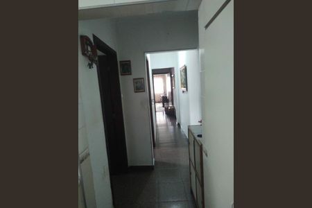 Casa à venda com 165m², 3 quartos e 1 vaga
