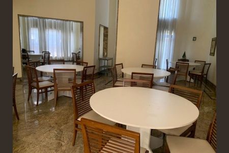 Apartamento à venda com 236m², 4 quartos e 4 vagas