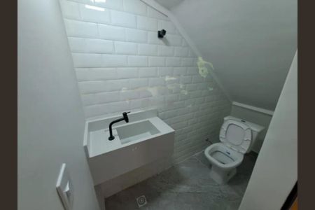 Casa à venda com 135m², 3 quartos e 4 vagas