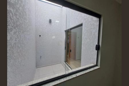 Casa à venda com 135m², 3 quartos e 4 vagas