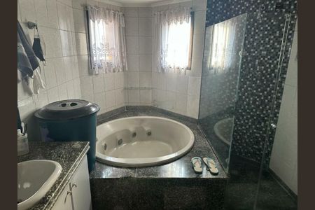 Apartamento à venda com 180m², 4 quartos e 3 vagas