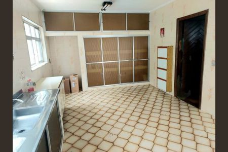 Casa à venda com 206m², 4 quartos e 3 vagas