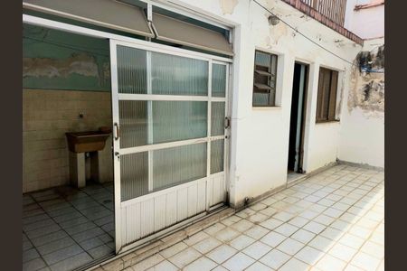 Casa à venda com 206m², 4 quartos e 3 vagas