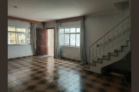 Casa à venda com 206m², 4 quartos e 3 vagas