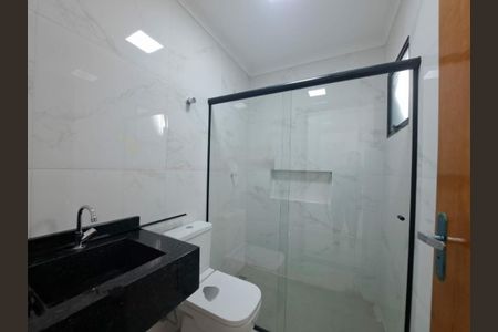 Casa à venda com 135m², 3 quartos e 2 vagas