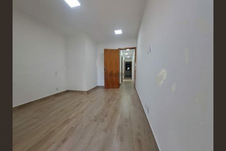 Casa à venda com 135m², 3 quartos e 2 vagas