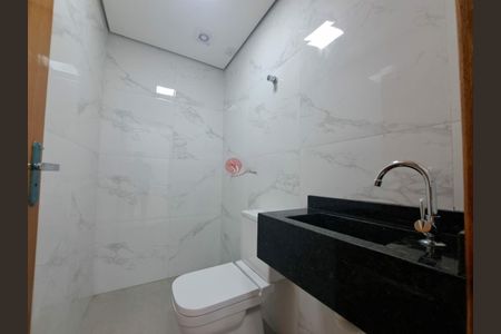 Casa à venda com 135m², 3 quartos e 2 vagas