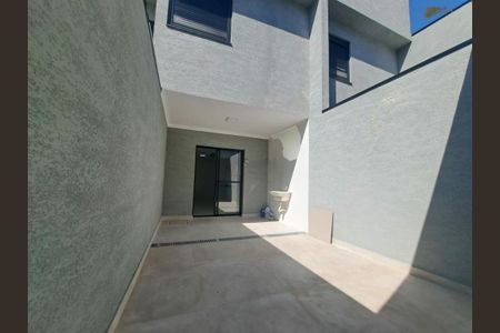 Casa à venda com 135m², 3 quartos e 2 vagas