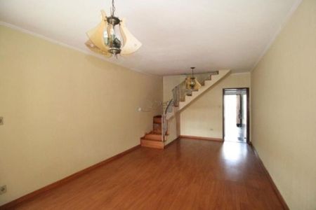 Casa à venda com 130m², 3 quartos e 5 vagas
