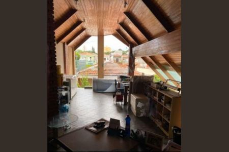 Casa à venda com 253m², 3 quartos e 4 vagas