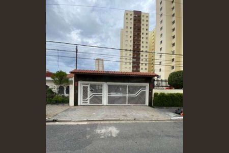 Casa à venda com 253m², 3 quartos e 4 vagas