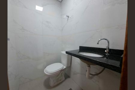 Casa à venda com 105m², 2 quartos e 2 vagas