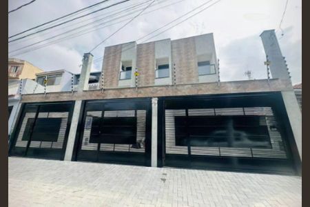 Casa à venda com 105m², 2 quartos e 2 vagas