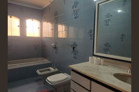Casa à venda com 280m², 4 quartos e 4 vagas