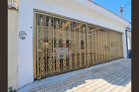 Casa à venda com 280m², 4 quartos e 4 vagas
