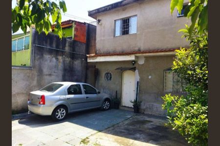 Casa à venda com 100m², 4 quartos e 4 vagas