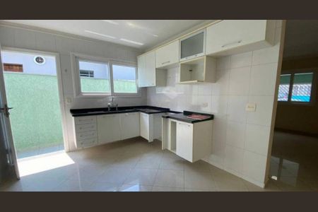 Casa à venda com 95m², 2 quartos e 2 vagas