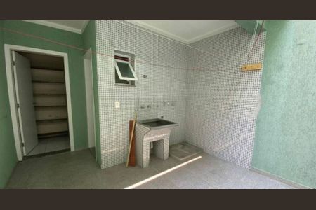 Casa à venda com 95m², 2 quartos e 2 vagas