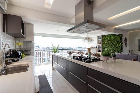Apartamento à venda com 108m², 3 quartos e 2 vagas Apartamento à venda com 108m², 3 quartos e 2 vagasCozinha